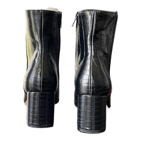 NEW JANE AND THE SHOE Women's Iris Black Faux Leather Square Toe Booties Shoes - Picture 8 of 12